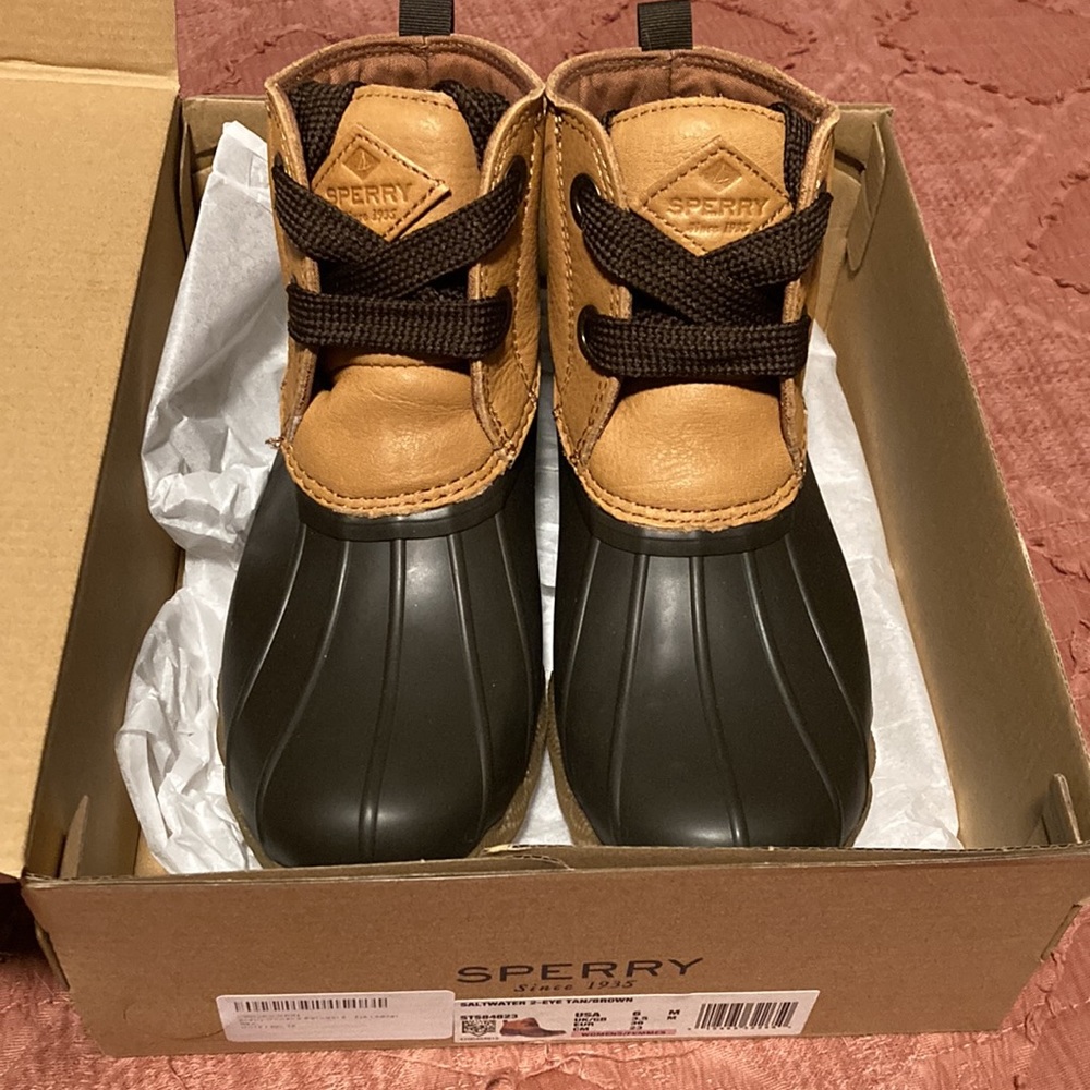 NWT Sperry Women's Saltwater 2-Eye Leather Tan/Brown Rain Boot